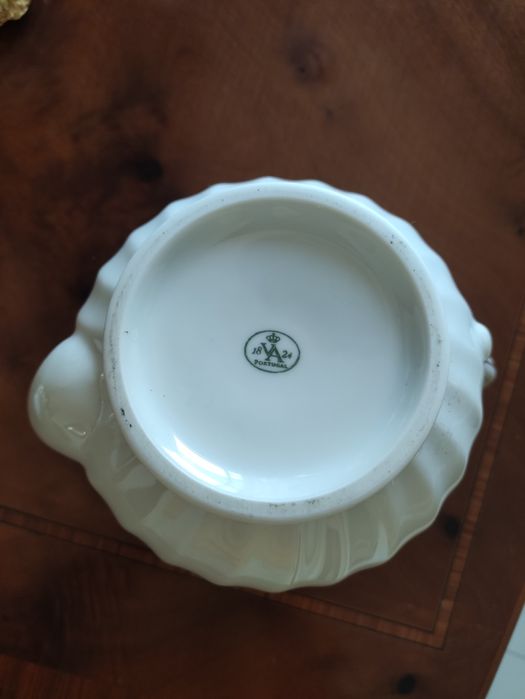 Serviço completo Vista Alegre para chá e café