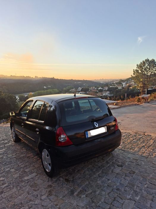 Renault Clio 1.2 i Expression 179000 km 02 — photo 4