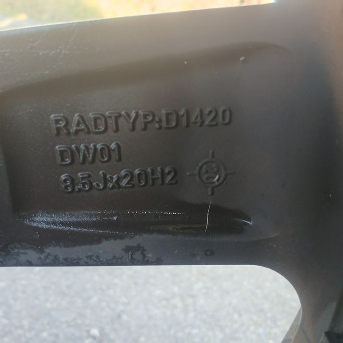 Koła  zimowe  opony  20/285/45