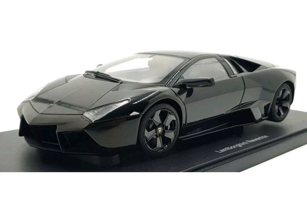 Lamborghini Reventon 1/18 AutoArt