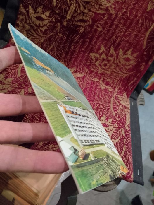 Livro Estatutos de O Lar do Comércio com Pin