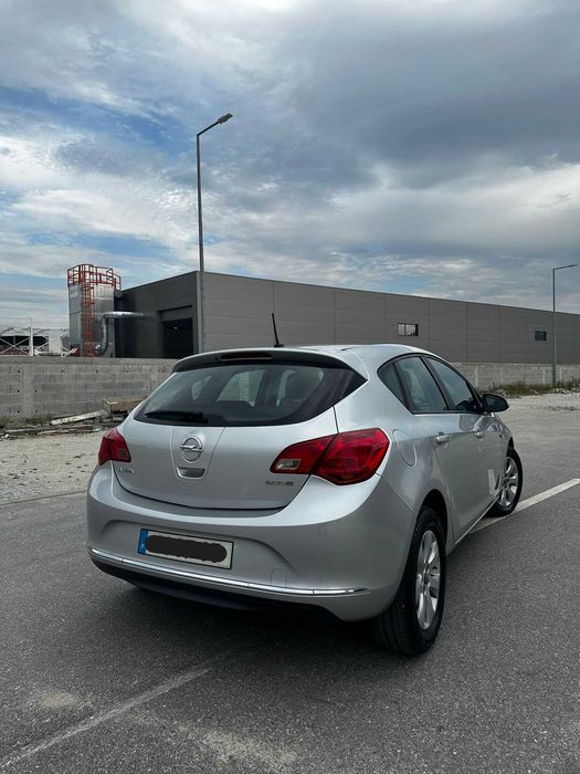 Opel Astra 1.3 CDTI EcoFlex • 2014 • 237.358 km
