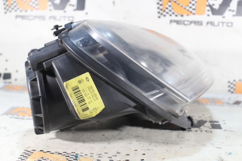 Ótica / farol direita VOLKSWAGEN Golf V (1K1)