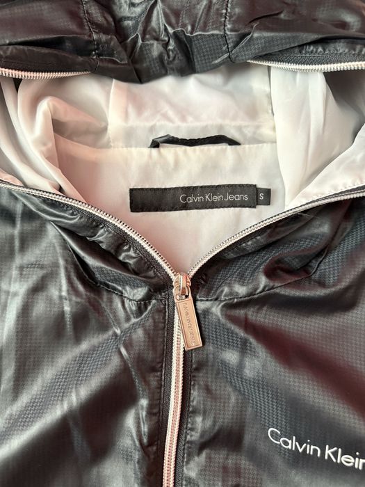 Вітровка Calvin Klein ,унісекс ,розмір S