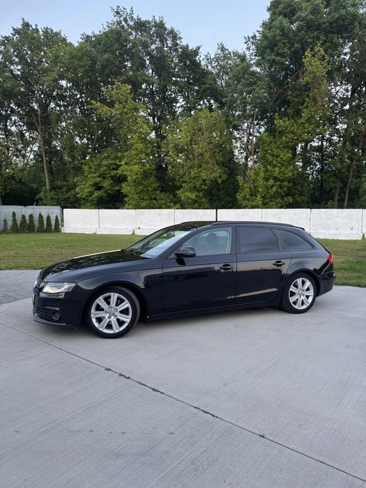Продам Audi A4 B8 2009 2.0 TFSI