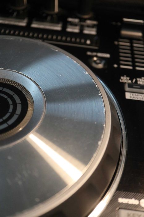 PIONEER DDJ SR2  + Mala de Transporte + Caixa Original. *(STEMS)
