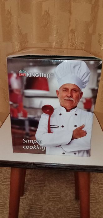 Продам чайник со свистком.