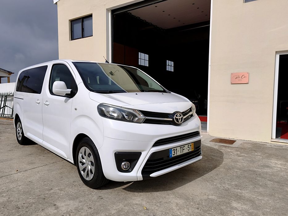 Toyota Proace Verso 1.6 D-4D 116cv — 9 Lugares (IVA Dedutível) 2017 foto 2