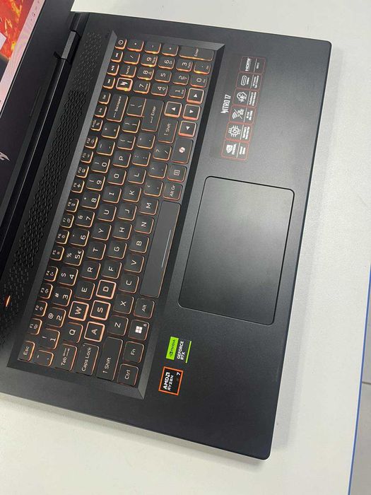 Acer  17" 165Ггц 17.3/Ryzen 7 8845HS/16GB DDR5/1Тb GB SSD/RTX 4060 8Гб