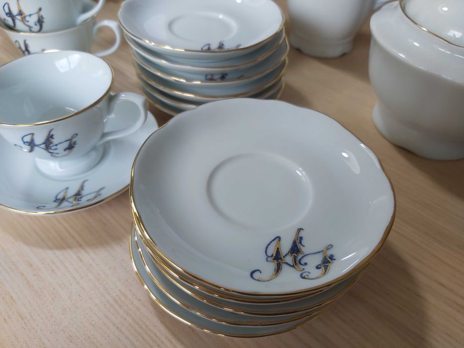 Serviço de café pintado à mão