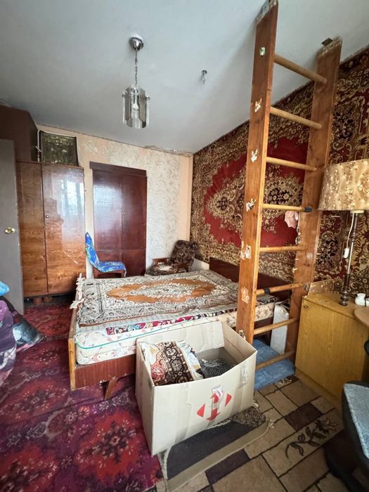 3 кімнатна квартира в центрі індивідуальне 5 поверх