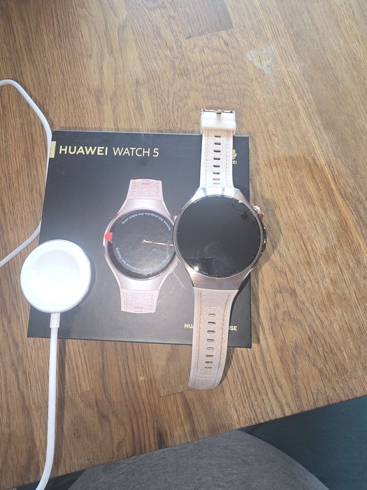 Sprzedam Smartwatch HUAWEI Watch 5 Elegant