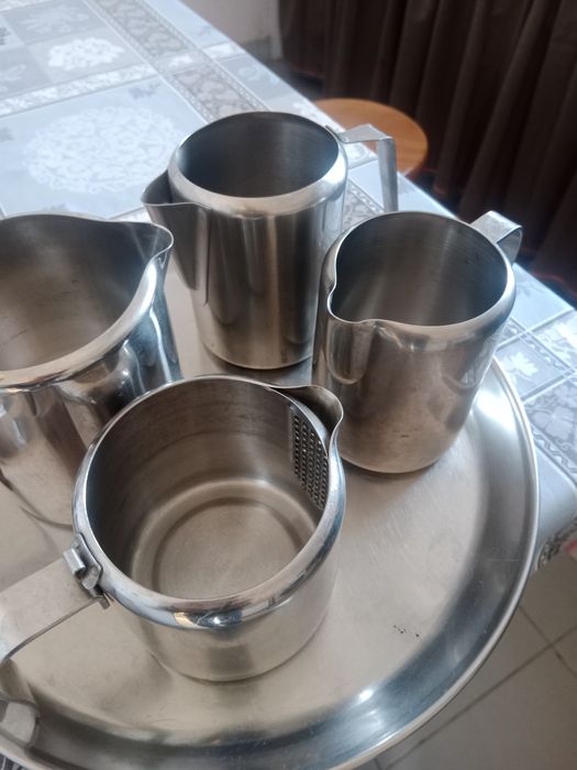 Conjunto de cinco peças em inox