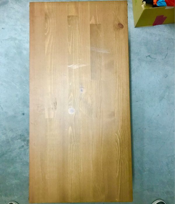 Mesa de Televisor Ikea Madeira e Metal [M.Boas Condiçoês]