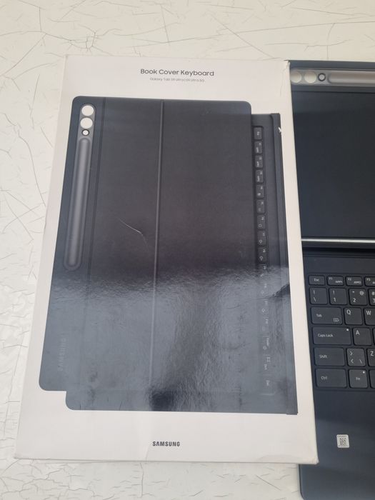 Teclado/ Capa oficial Samsung S9 Tab Ultra/S10 Tab ultra
