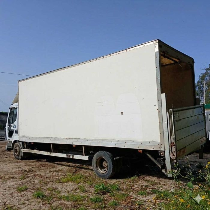 Renault Midlum 180 4.1DCi de 2006 - Peças Usadas