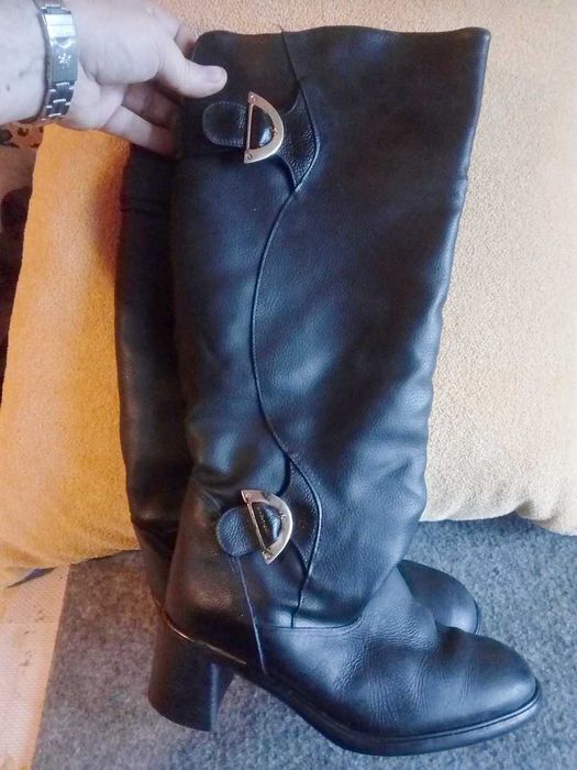 шкіряні жіночі чобітки