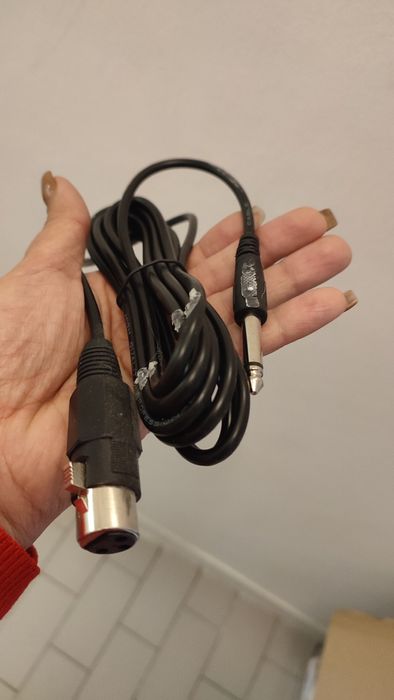 Sistema de som / coluna portátil Ibiza Sound PORT8VHF-MKII-TWS