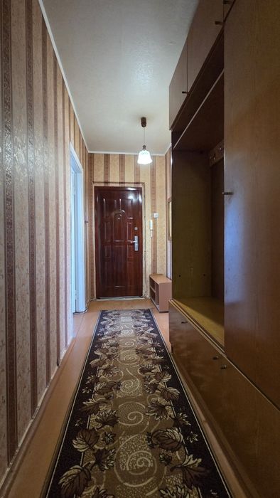 Продаж 3к  пр.Лушпи 23