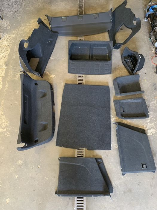 Обшивка багажника BMW X5 E70 F10 F30 накладка бочина БМВ Е70 Ф10 Ф30