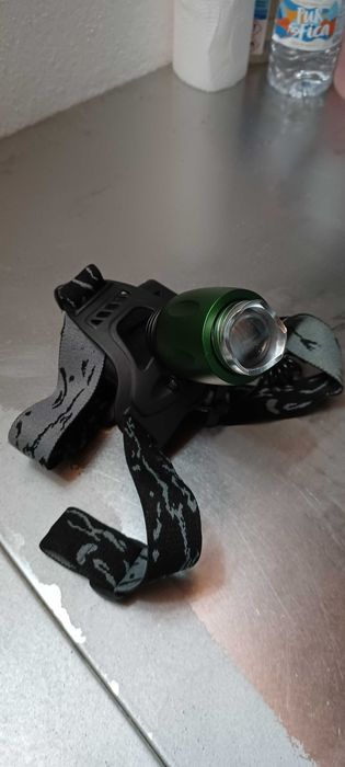 Lanterna Frontal LED