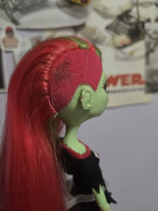 Lalka Venus mcflytrap