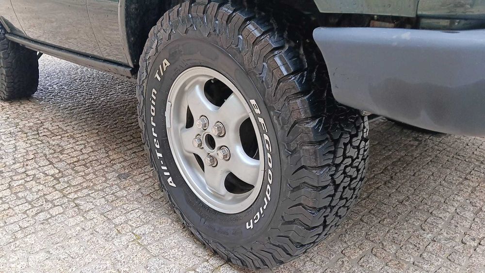 Land Rover Discovery impecável