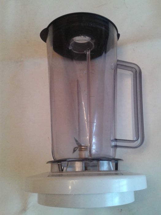 TACA-  copo de liquidificadora, c.oferta dvd