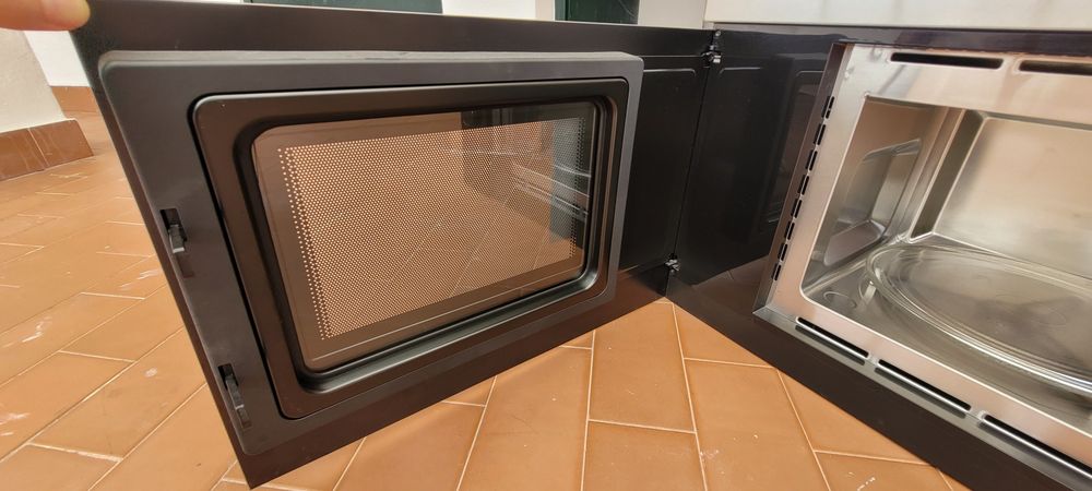 Microondas AEG encastre