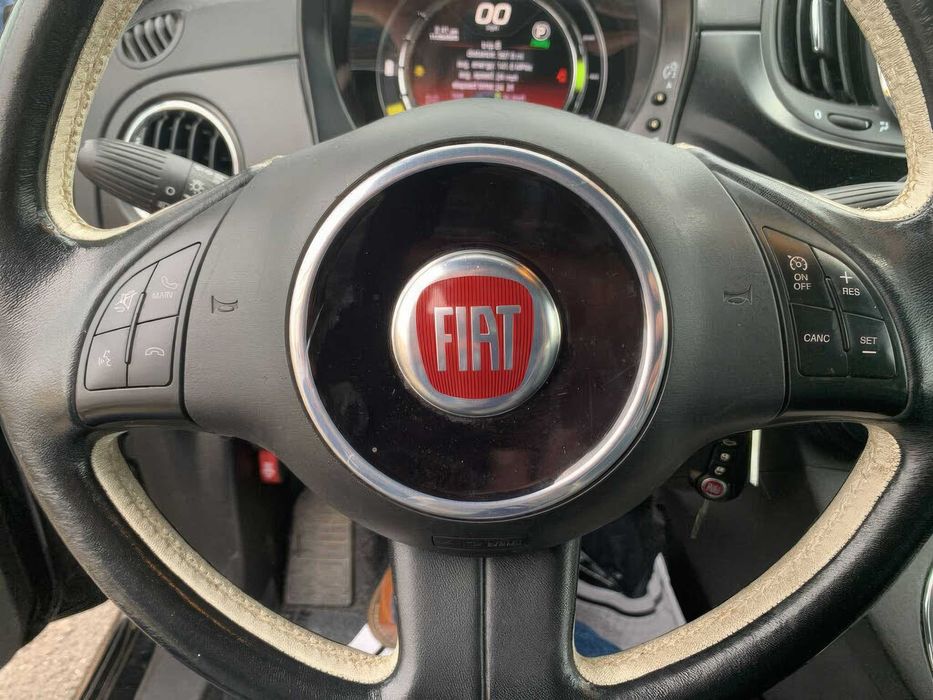 Fiat 500e      2017