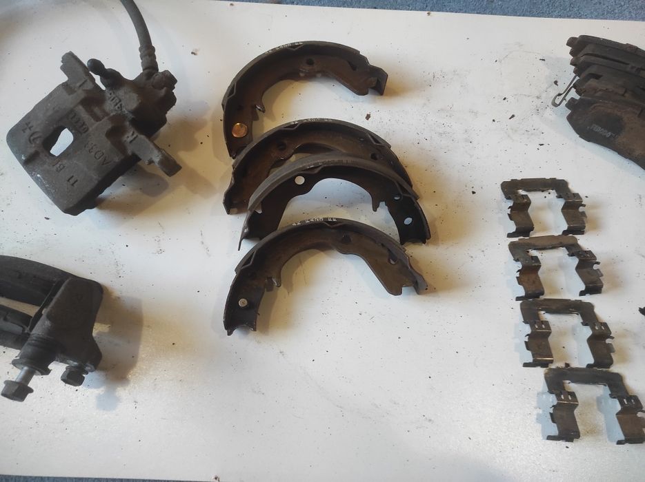 Тормозна система Subaru Forester sg 5-sg 9 2.5 t 2006