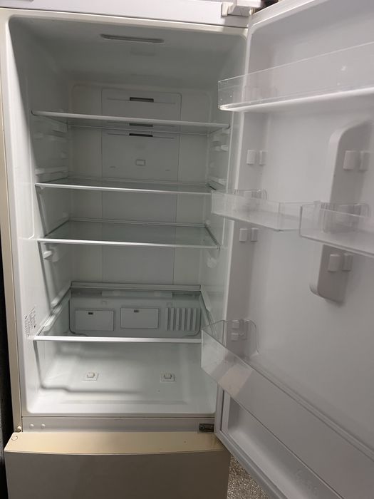 Pojemniki lodówka Samsung RL56GSBVB