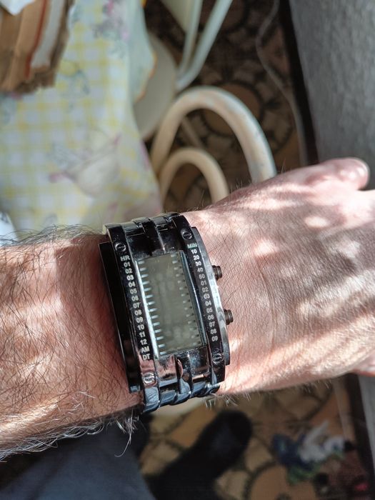 Relógio quartzo em aço