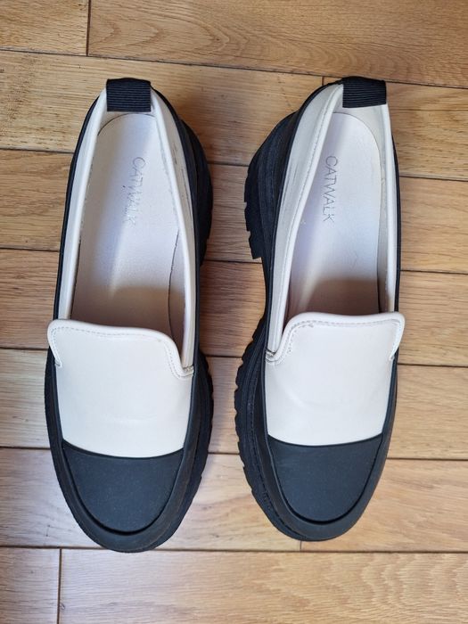 Buty na koturnie Catwalk roz.39