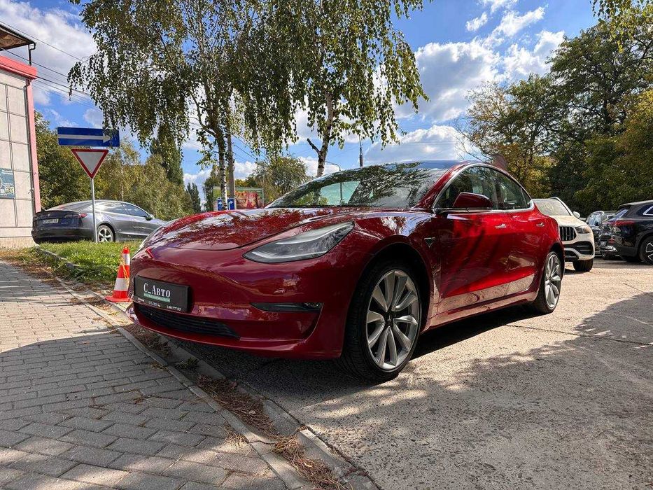 Tesla Model 3 2019