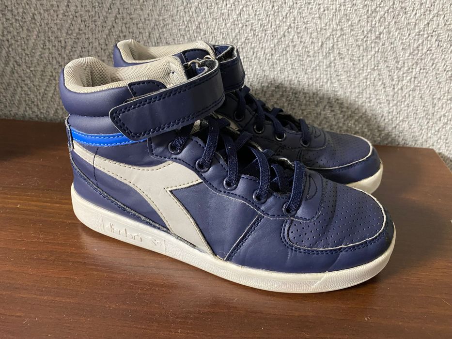 Детские кроссовки Diadora