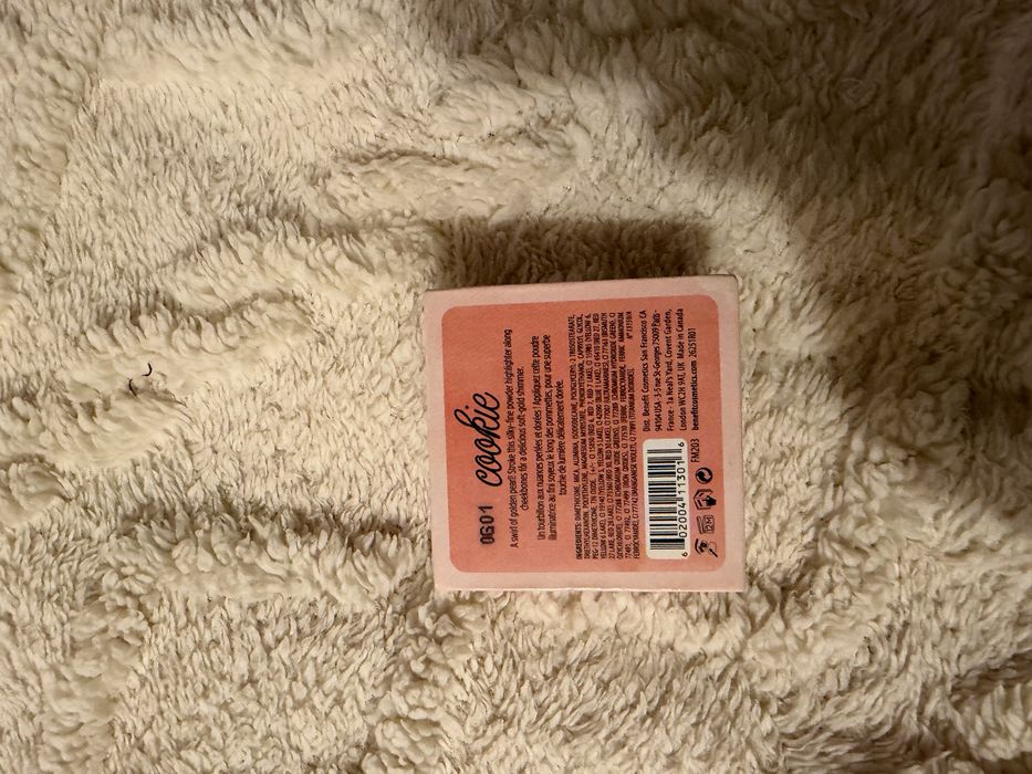 Benefit rozświetlacz cookie