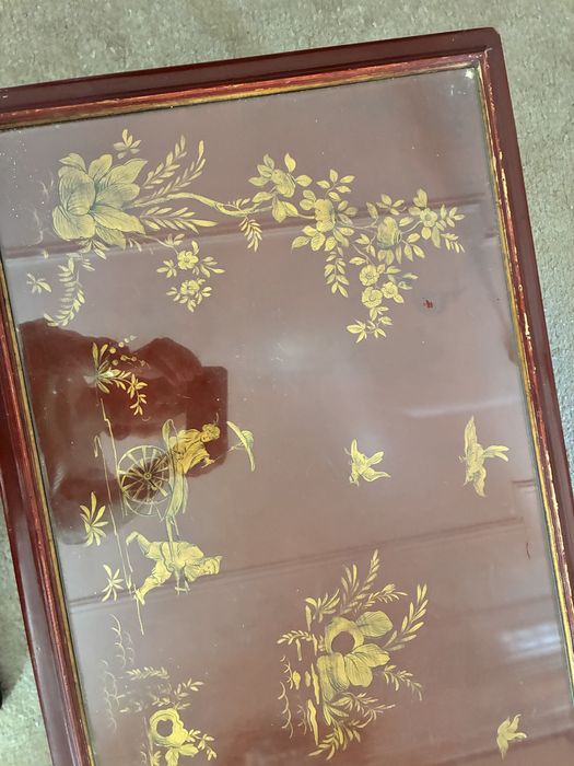 Mesa Oriental muito antiga