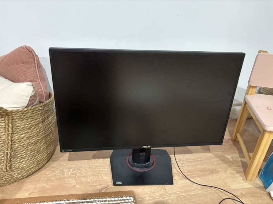 Monitor asus 27”