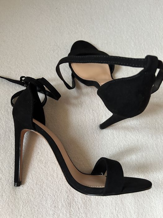 Sandały na obcasie Even&Odd 38