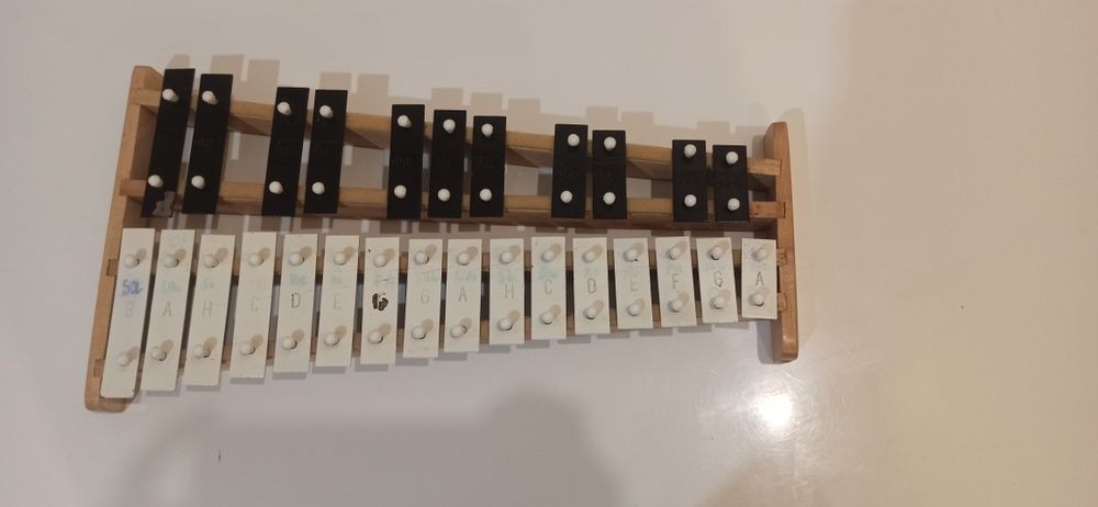 Dzwonki szkolne (cymbałki)