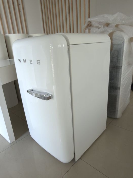 Lodówka Smeg 50's Style, biała – stan idealny