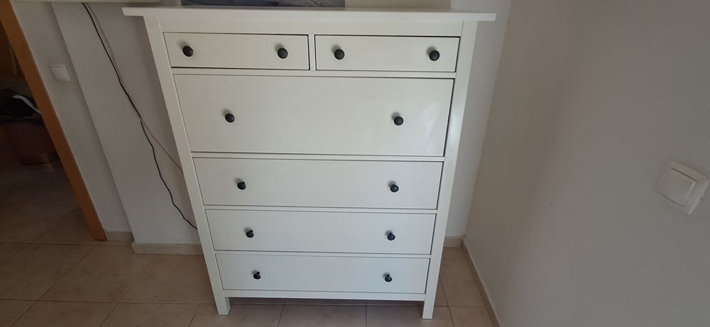 Cómoda Ikea 6 gavetas branca