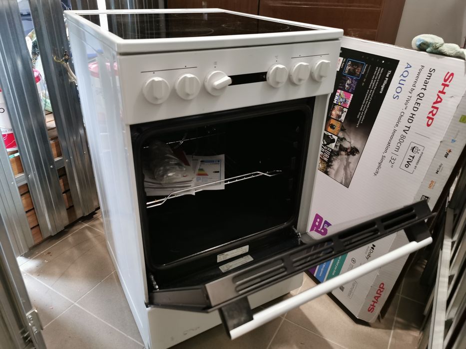 Kuchnia Mora 230V w zestawie.