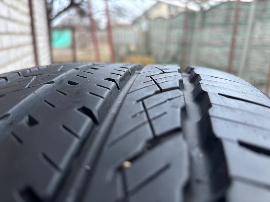 225 55 19 шины Toyo A36 24 год! Идеальное состояние!