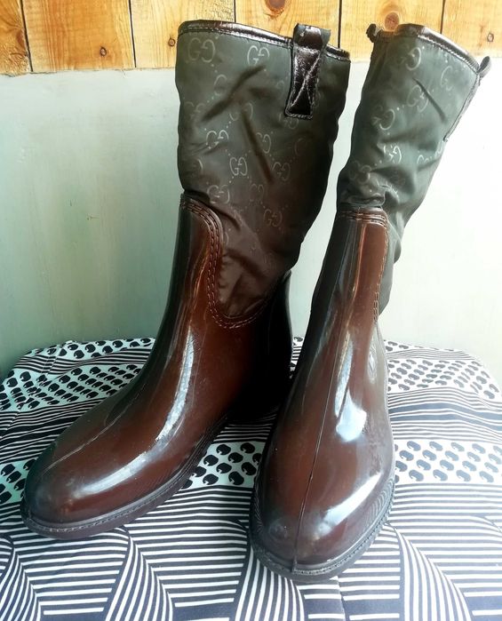 гумові модельні чоботи