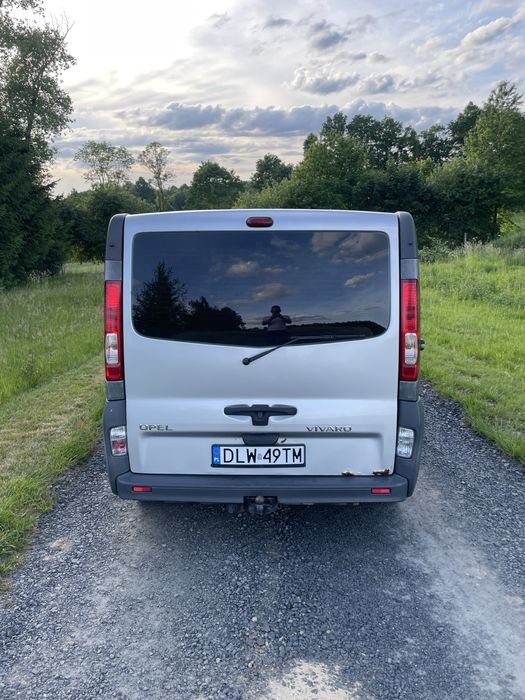 Opel Vivaro 2.0 2009r