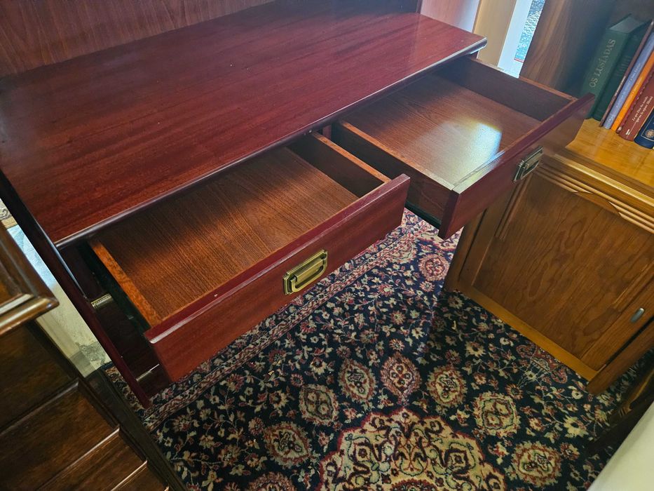 Secretária / Estante em madeira - óptimo estado geral