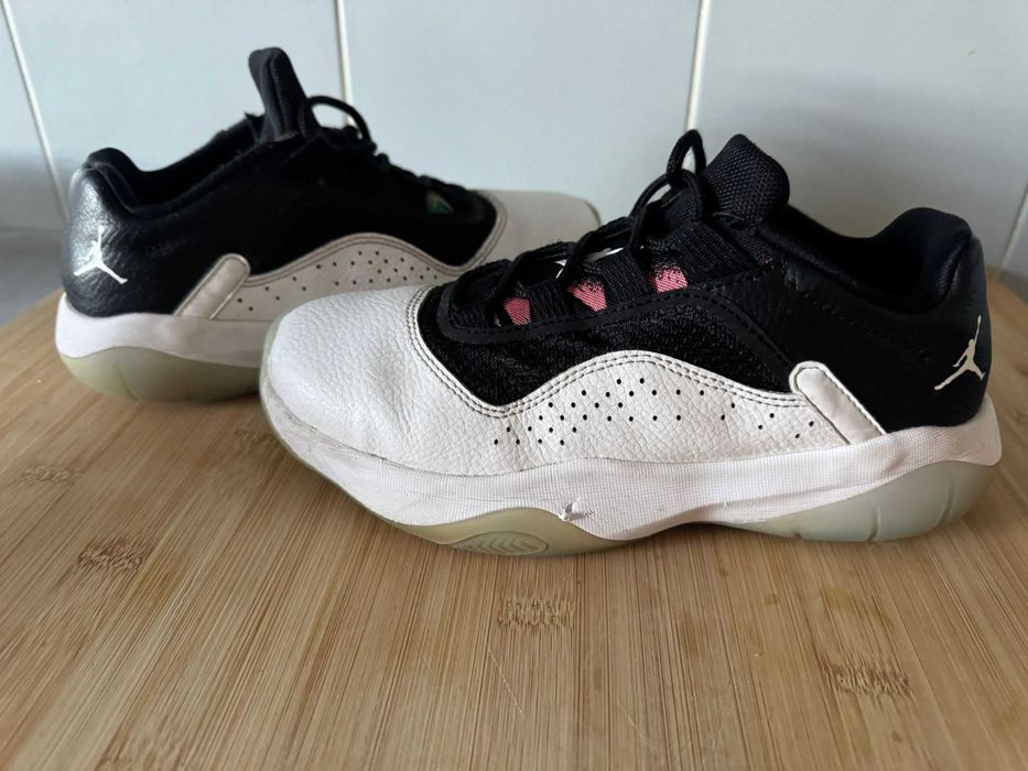 Ténis/sapatilhas basquetebol AIR JORDAN 11 CMFT LOW | tam 36 | 34,99€