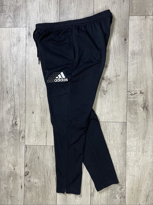 Adidas штаны XL размер спортивные черные с принтом
